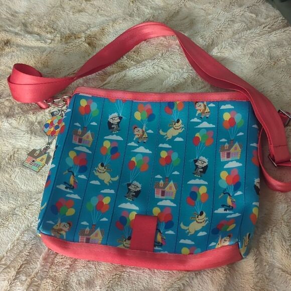 Harvey's up cross body bag - Picture 2 of 8